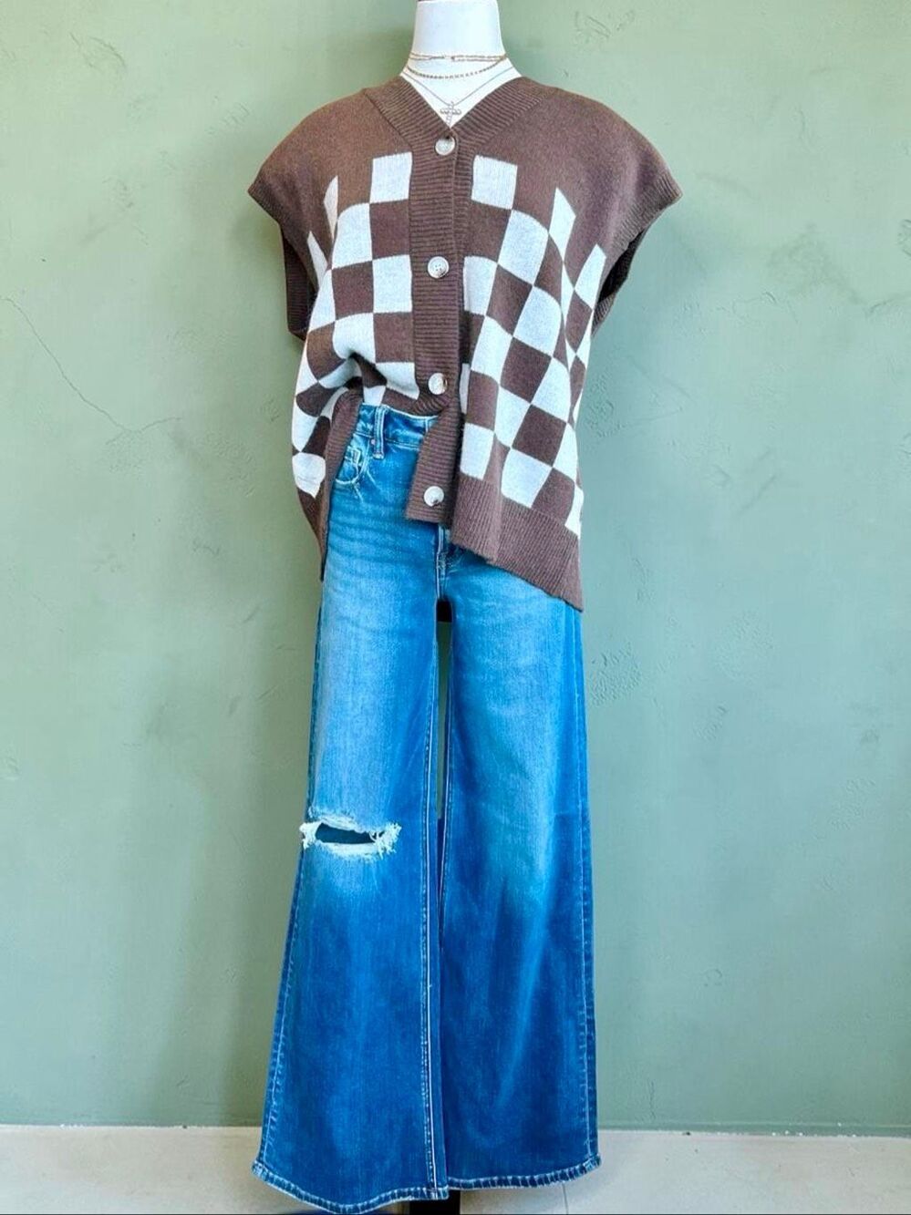 Annie Wear Brown Checkerboard Sweater Vest Button Front Knit Cardigan NEW - Picture 12 of 15
